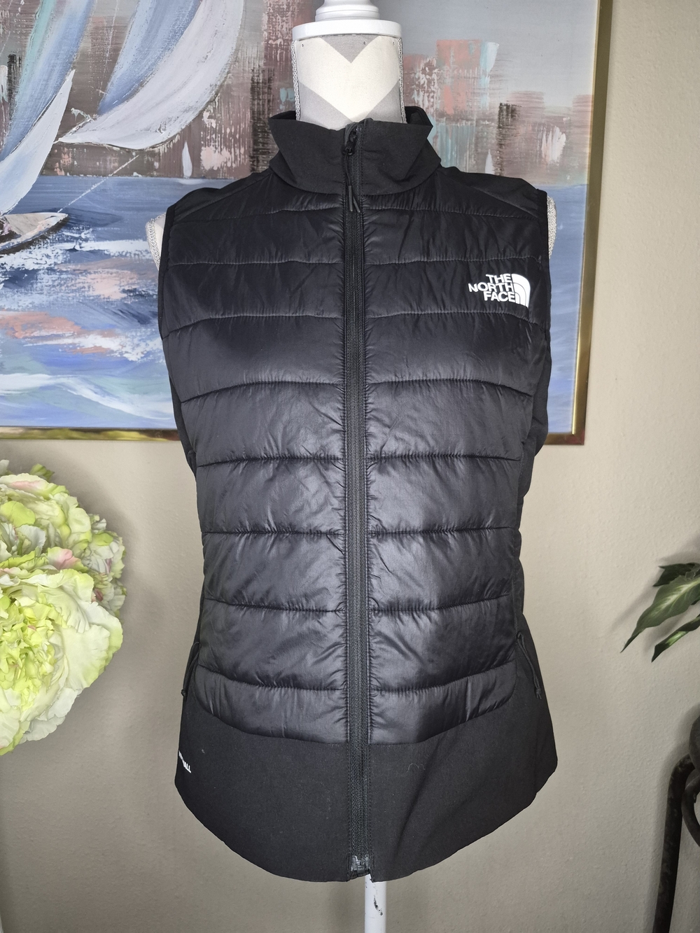 The North Face Windwall Women's Black Insulated Quilted Vest